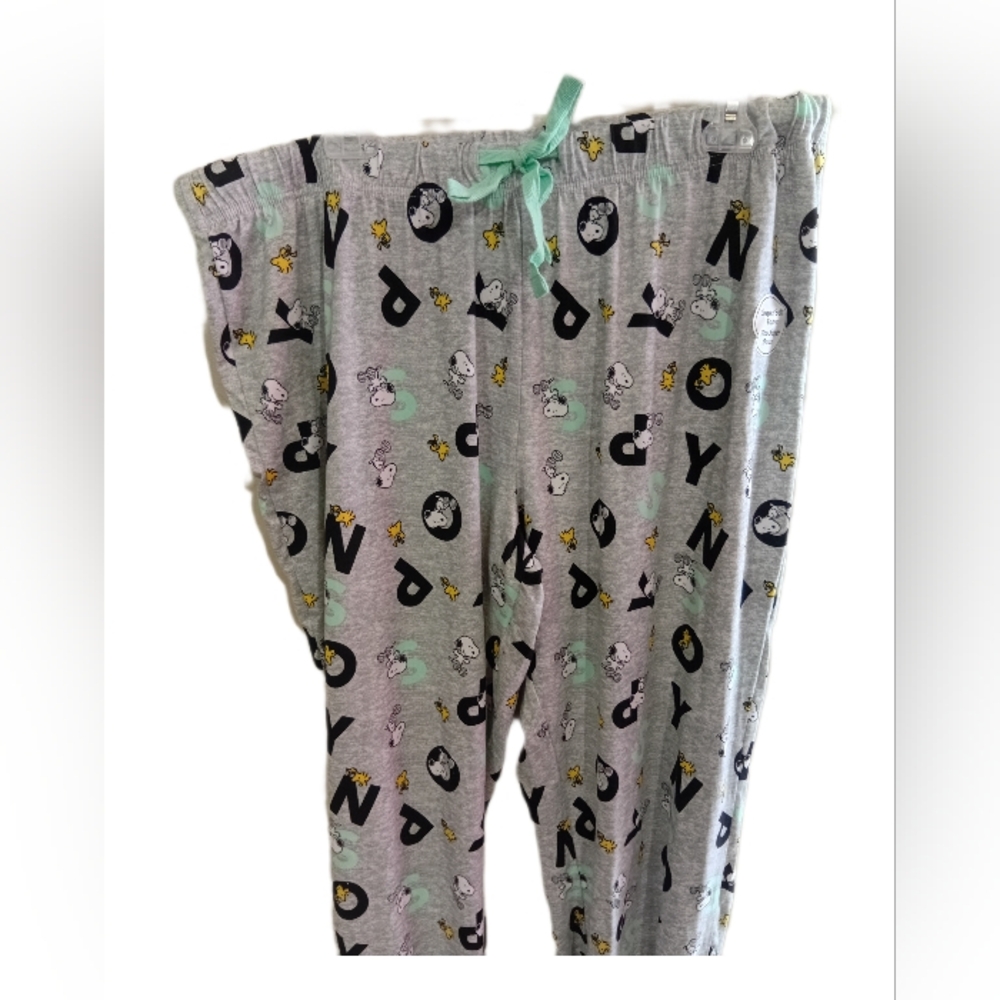 Peanuts Pajamas with Snoopy Print - Gray